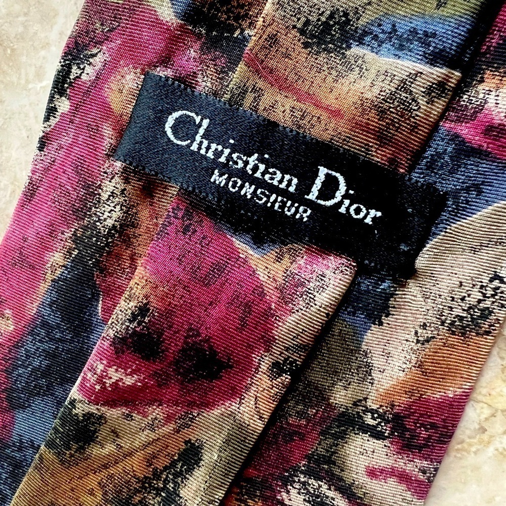 Christian Dior men’s silk tie, excellent condition, beautiful burgundy,  green